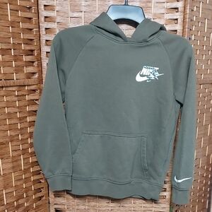 Nike Boy's Green Hoodie Sweater 10 / 12 Back To School